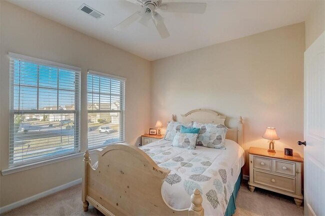 Building Photo - 4640 Roseman Trail