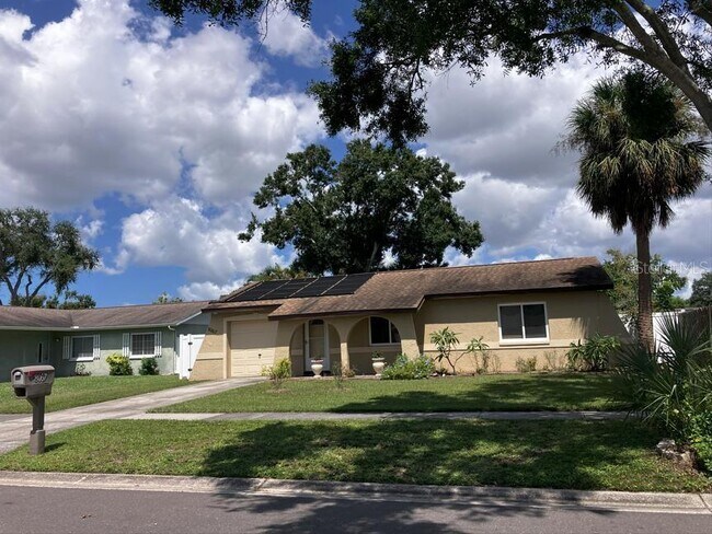 Primary Photo - 8067 Candlewoode Dr