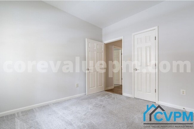 Building Photo - 1688 Fallowfield Ct