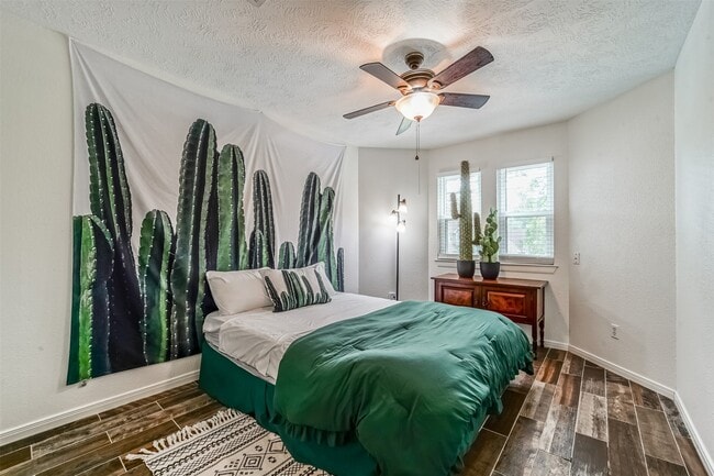 Building Photo - 718 Regency Ct