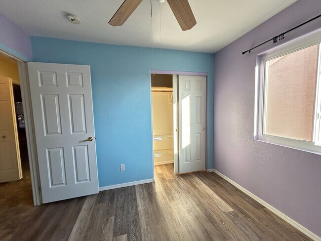 Building Photo - Unique 4 Bedroom, 2 Bath 2 Car Garage