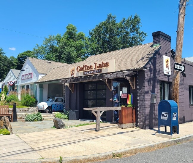 Building Photo - 508 New Rochelle Rd