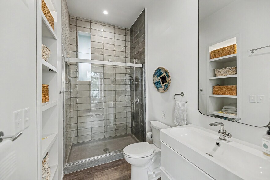 Main level full bathroom with walk-in shower - 2179 Sol Legare Rd