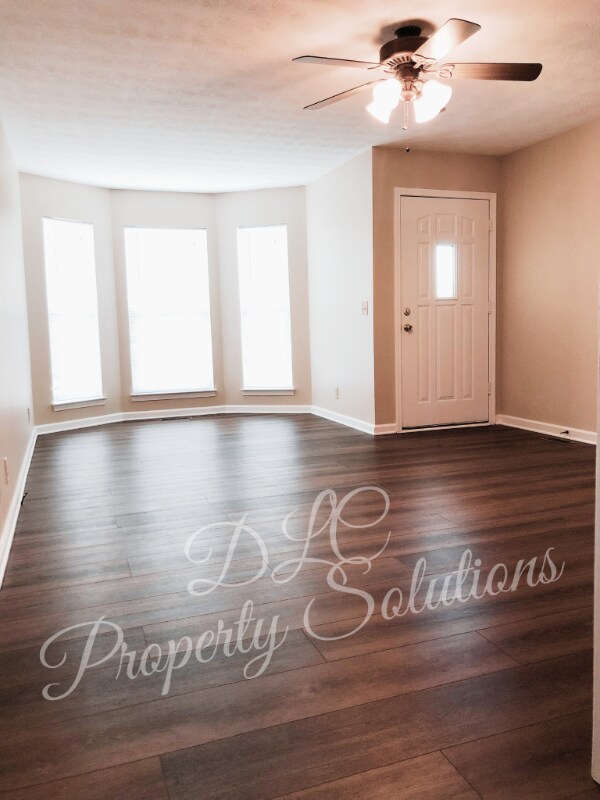 Building Photo - 254 Elder Dr