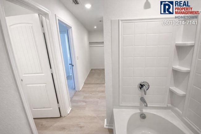 Building Photo - 7072 Potomac Trl