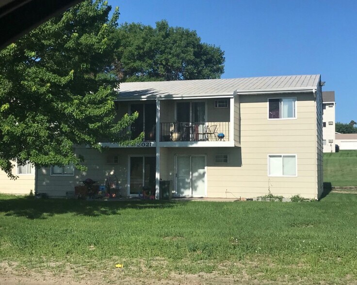 Building Photo - 2013 E Dakota Pkwy