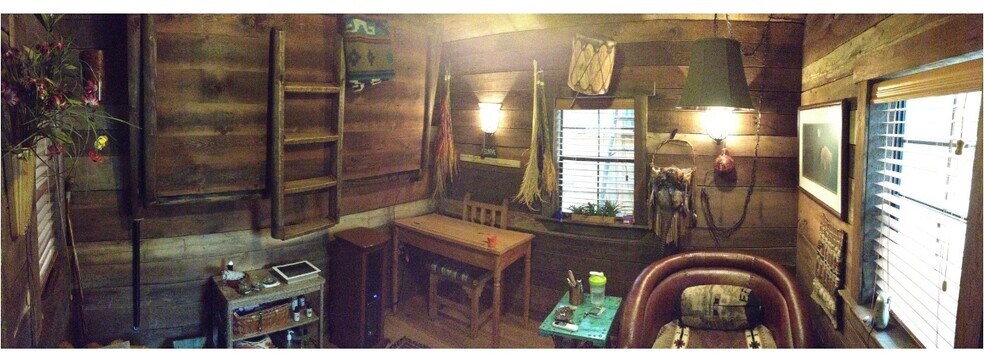 Cabin interior - 917 S Aiken Ave