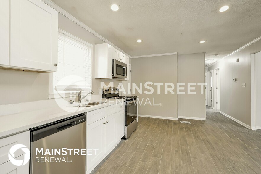 Building Photo - 35 Willow Ln NW