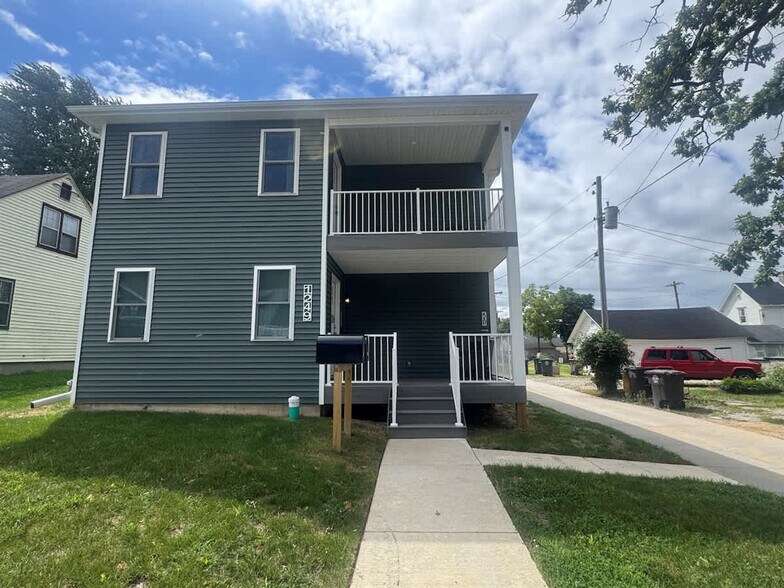 Building Photo - 1249 Kinsmoor Ave