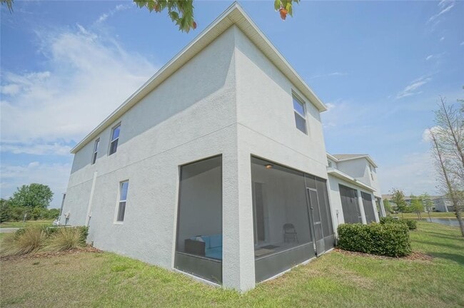 Building Photo - 6911 Breezy Palm Dr