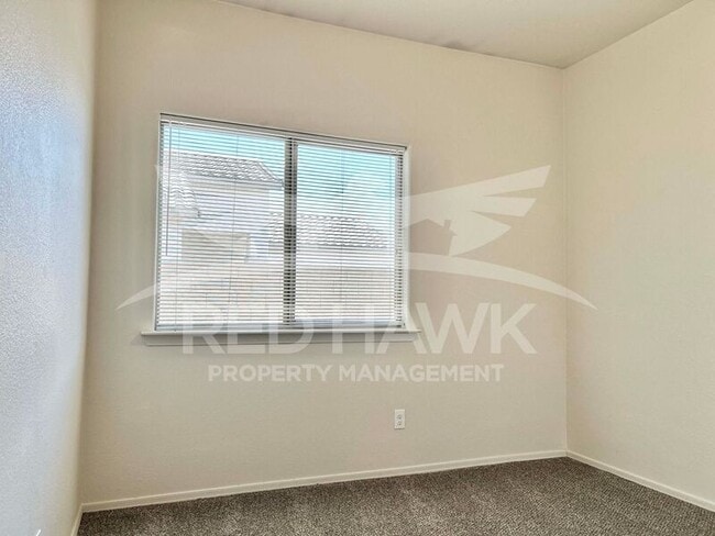 Building Photo - 11824 W Windsor Ave