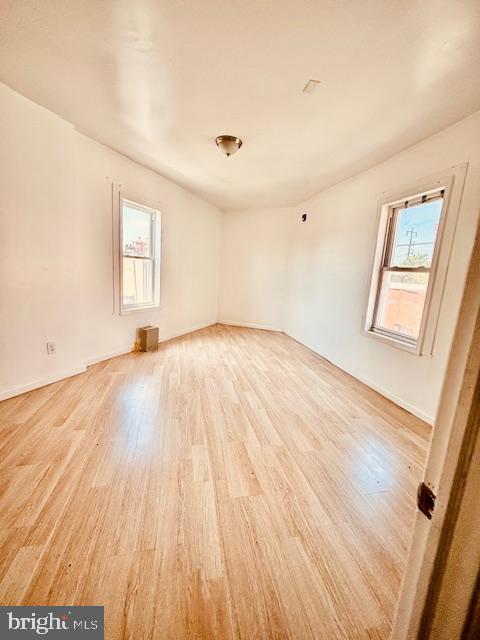 Building Photo - 240 W Glenwood Ave