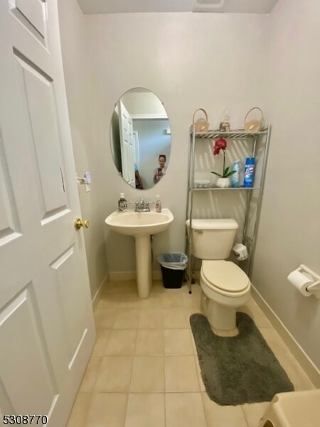 Building Photo - 8 Jaime Dr