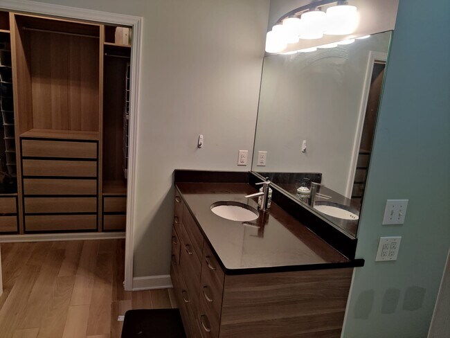 Building Photo - 311 Plank Bridge Way