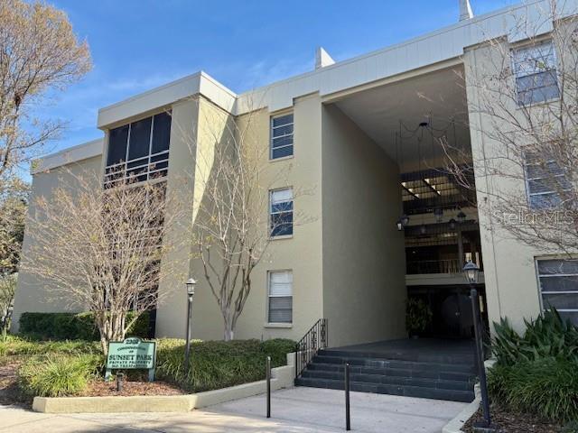 Building Photo - 2302 S Manhattan Ave