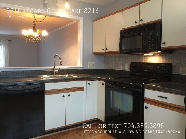Building Photo - 8216 Legare Ct