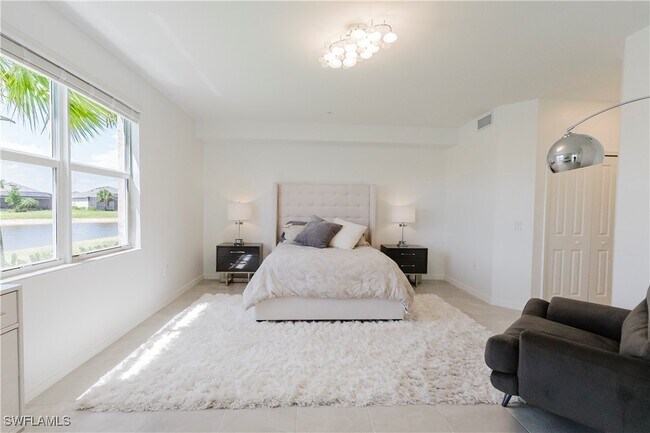 Building Photo - 5740 Oakmont Ct