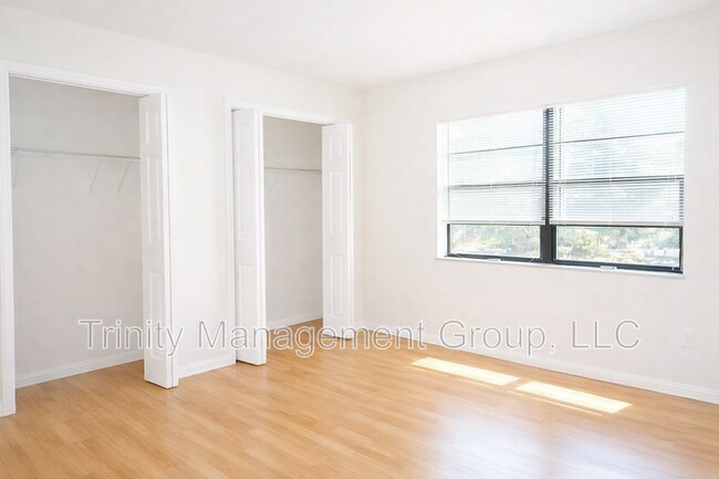 Building Photo - 1411 Deborah Dr