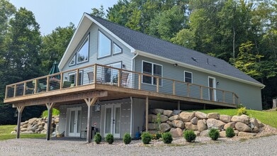 Building Photo - 134 Pickle Hill Rd