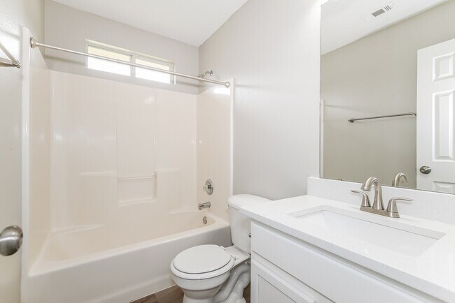 Building Photo - 1603 Wolf Creek Dr