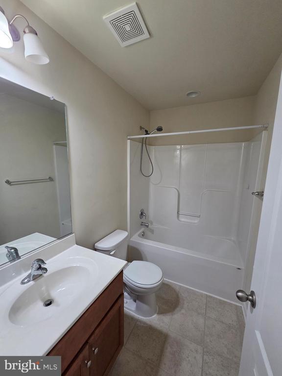 Building Photo - 129 Schramm Lp