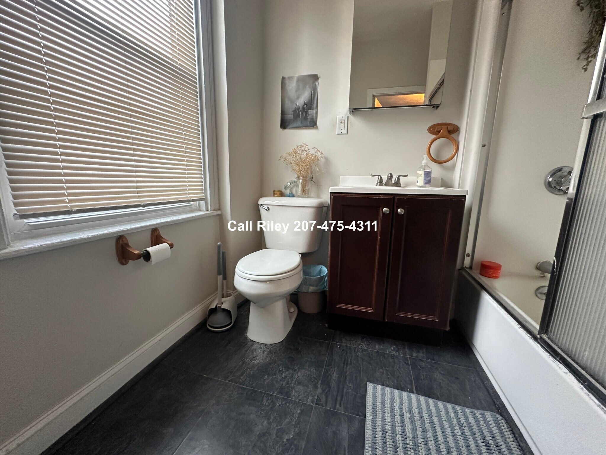 Building Photo - 11 Reedsdale St