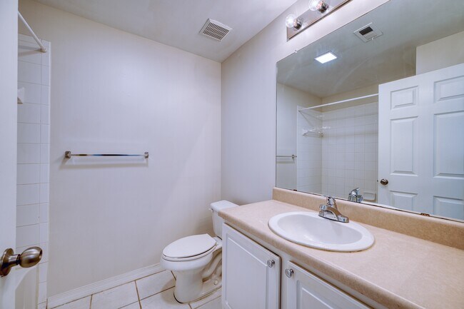 Bathroom 1 - 5681 Bentgrass Dr