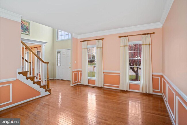 Building Photo - 43513 Lucketts Bridge Cir
