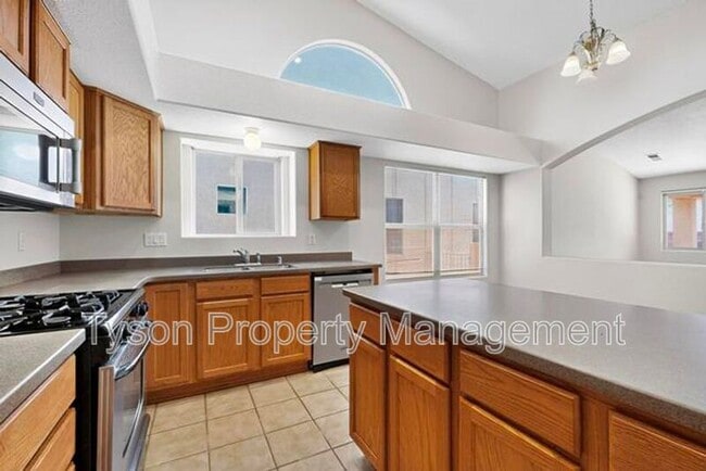 Building Photo - 8012 Corn Mountain Pl NW