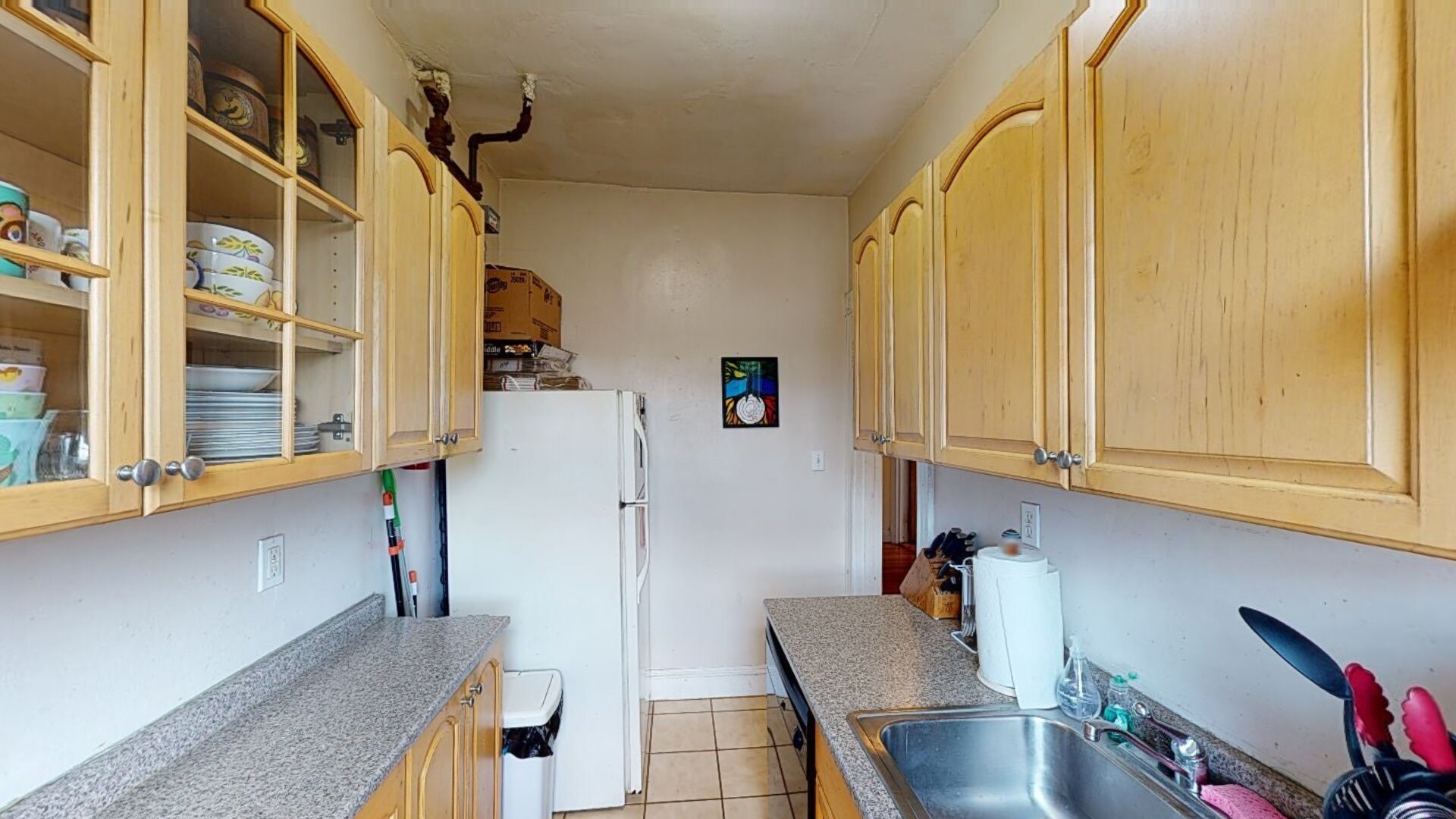 Building Photo - 14 Glenville Ave