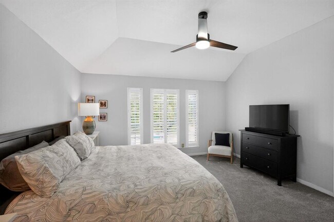 Building Photo - 8113 Willet Trail
