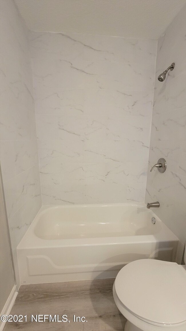 Building Photo - 3947 LAURELWOOD Dr