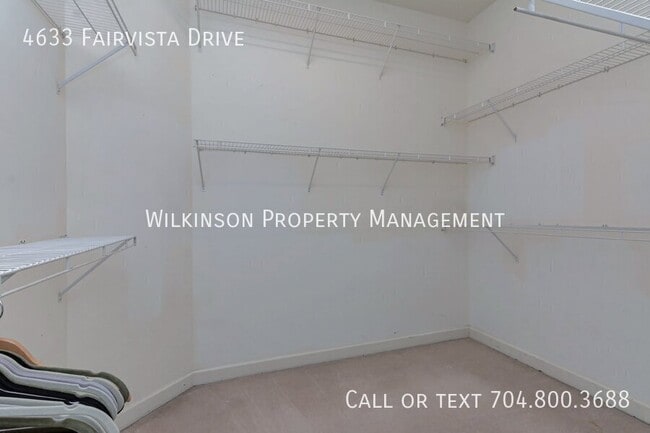 Building Photo - 4633 Fairvista Dr