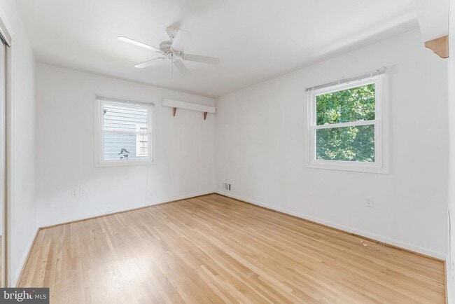 Building Photo - 13805 Fulmer Dr