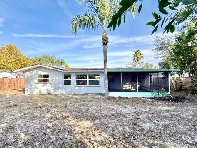 Building Photo - 13788 Montego Dr