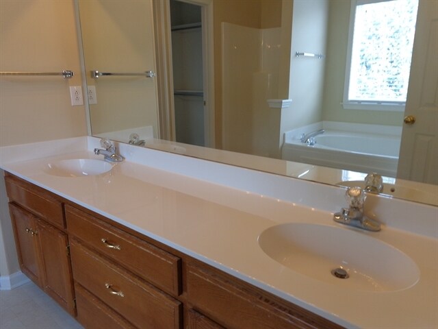 Building Photo - 1509 Beaufort Pl