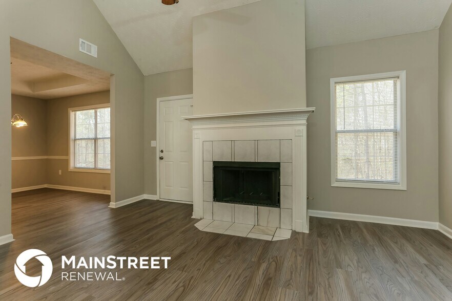 Building Photo - 250 Saratoga Ct
