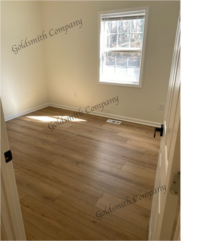 Building Photo - 211A Hillandale Rd