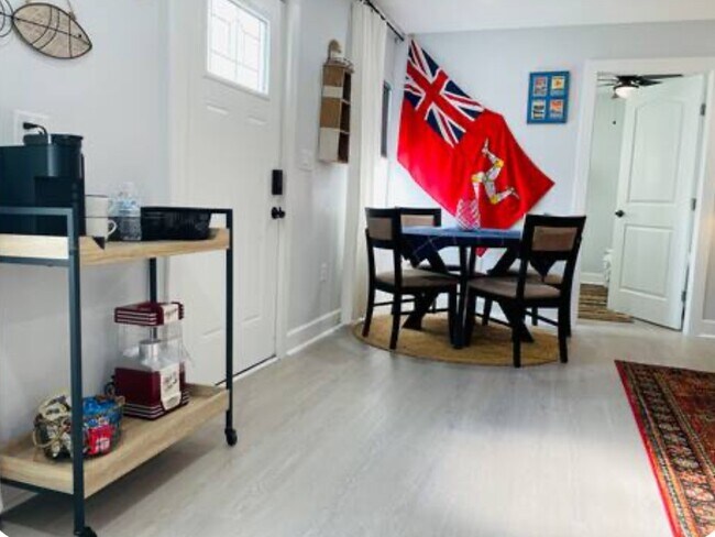 Building Photo - 2828 Church St