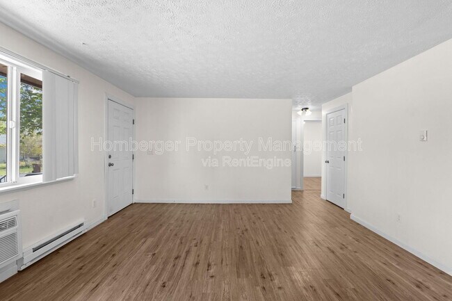 Building Photo - 3617 N Washington St