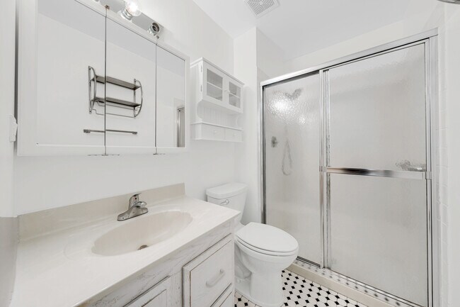 Building Photo - 5080 Prairie Oak Rd