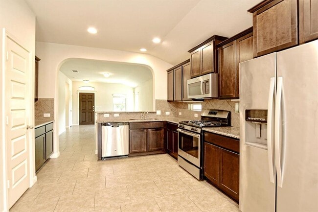 Building Photo - 600 Allens Creek Way