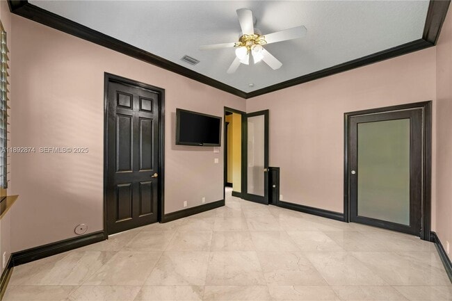 Building Photo - 14130 SW 33rd Ct