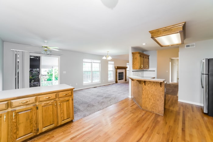 Building Photo - 117 E Foxwood Dr