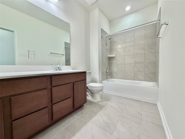 Building Photo - 18227 Dahlia Dale Dr