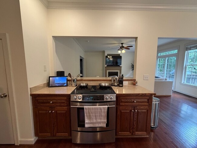 Building Photo - Carolina Lakes Gated Community!!