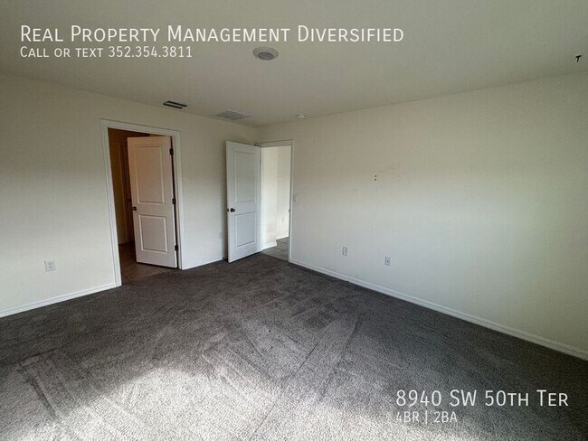 Building Photo - 8940 SW 50th Ter