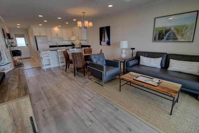 Building Photo - Fully Furnished: Queen's Grant Ocean Front Condo #A302