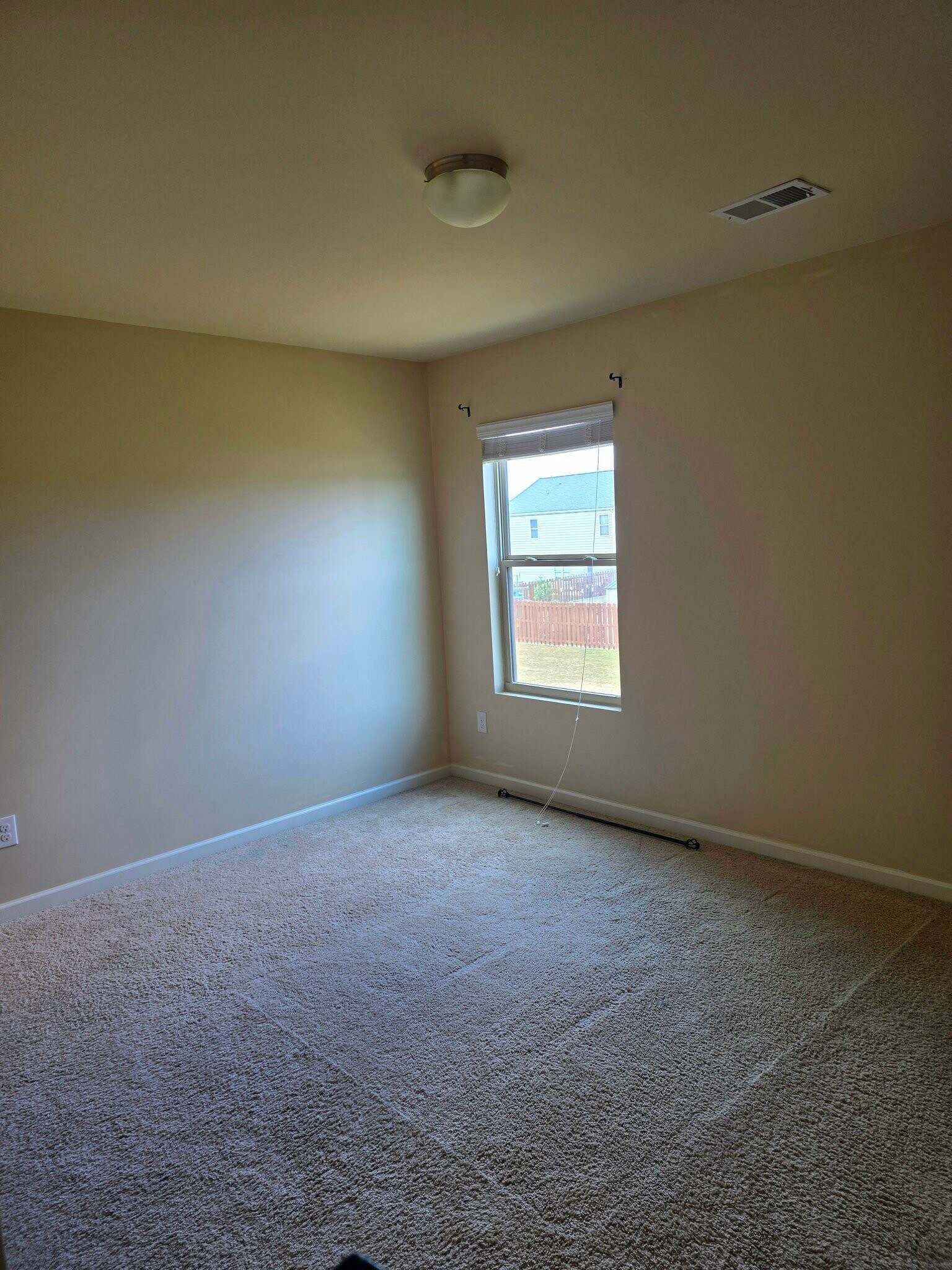 Building Photo - 245 Silver Willow Walk