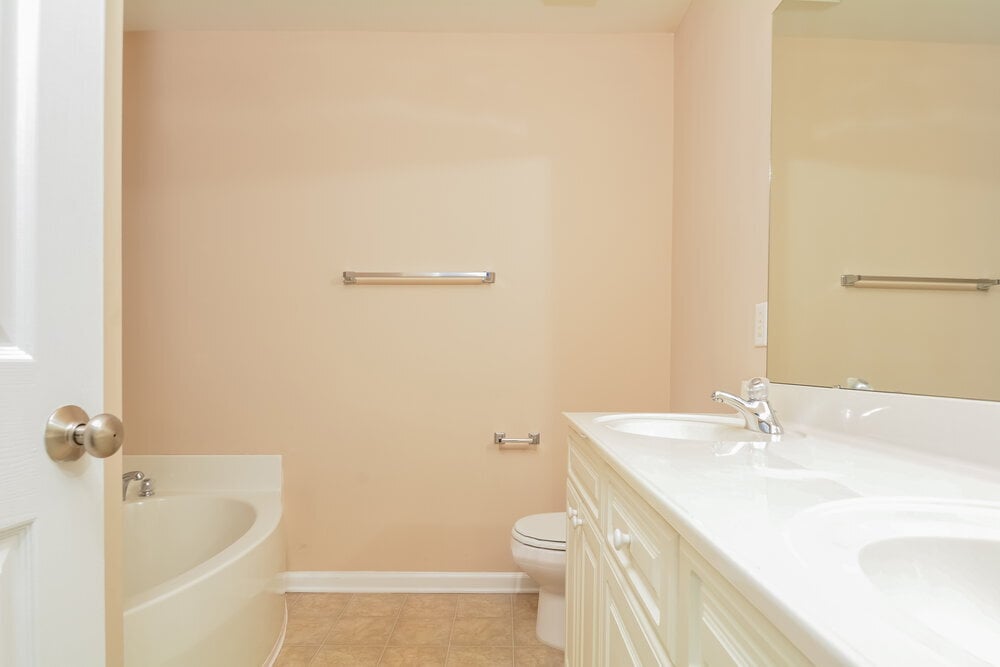 Building Photo - 4910 Little Bud Ln